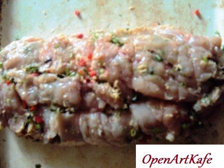 Куриный рулет с грибами