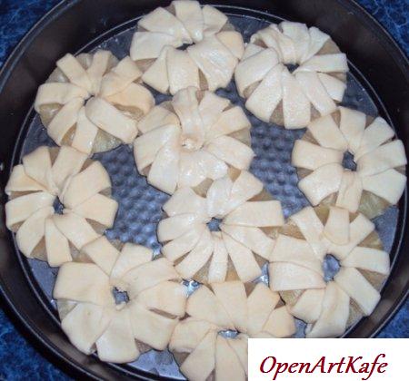 Ананас запеченный в слоеном тесте