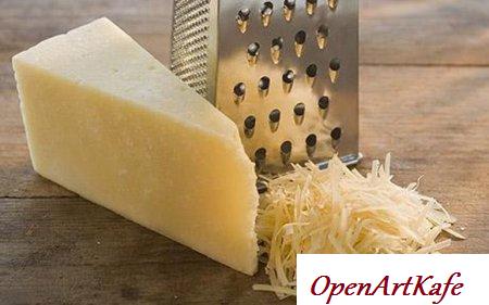 Салат с сельдереем и яблоком