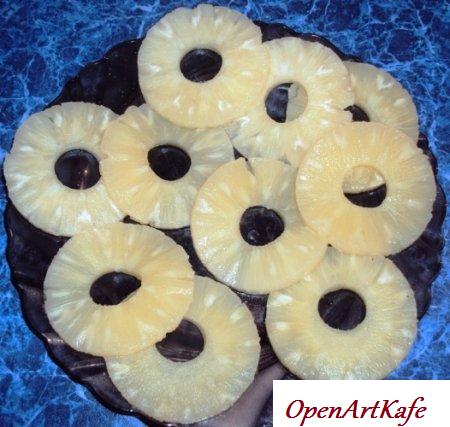 Ананас запеченный в слоеном тесте Ананас запеченный в слоеном тесте